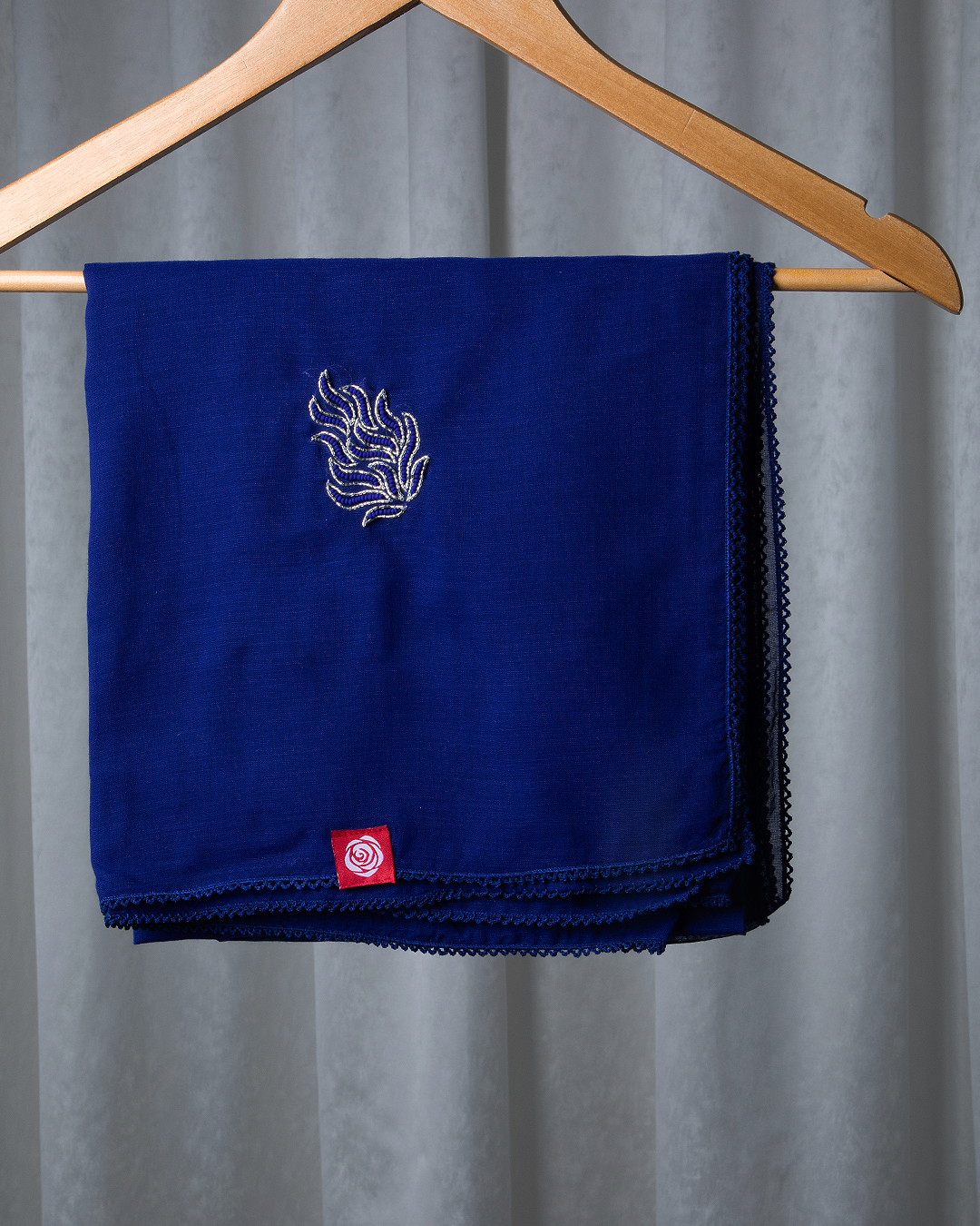 DK6-68 شيلة بيت منثرات عريضة - قطن ويل