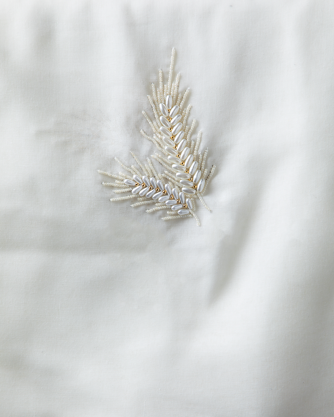 DK6-59 Scattered Beads Home Hijab — Off-White