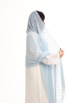 LN01_03 شيله مطرزة زرقاء عريضة