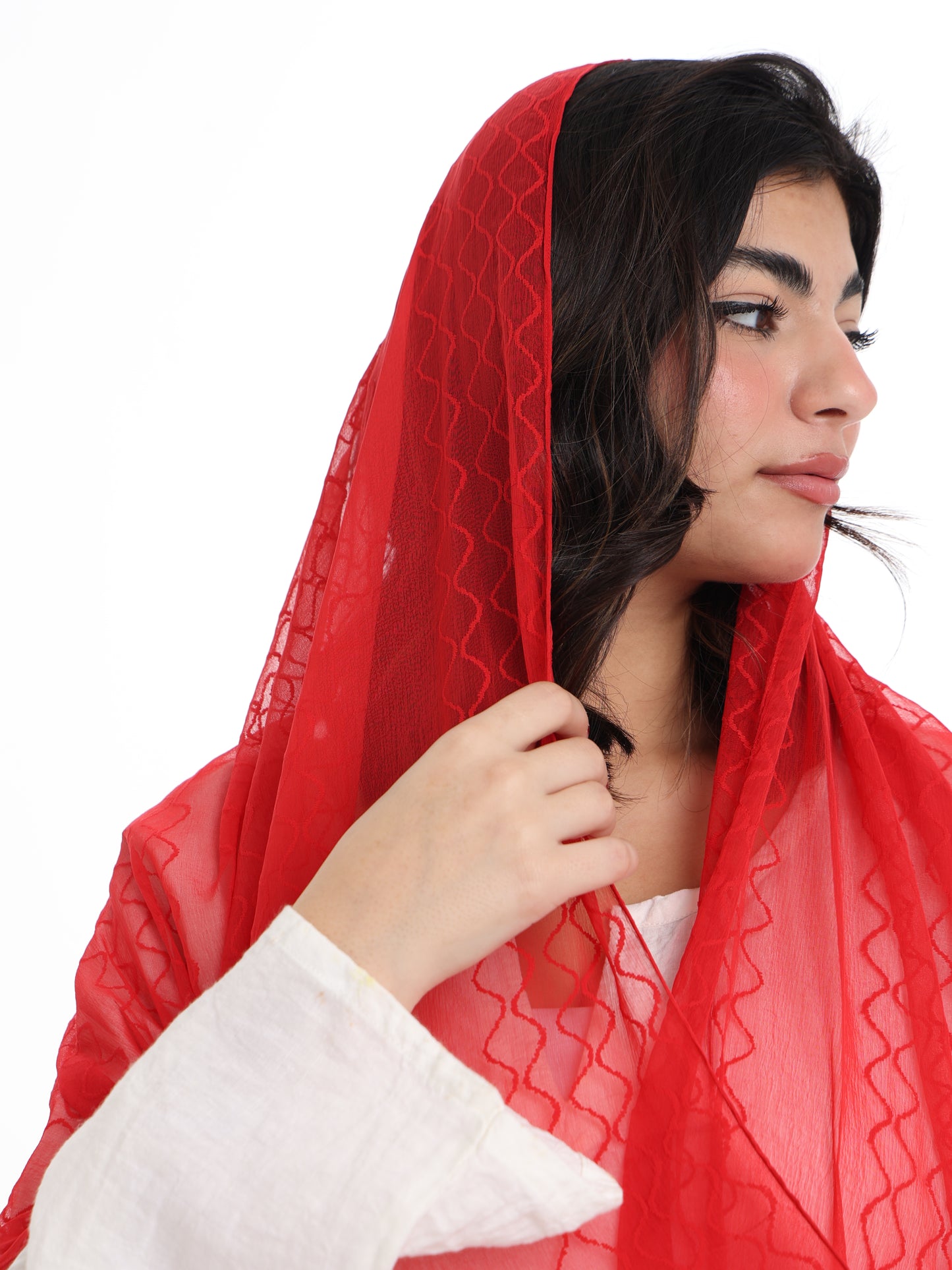 WG1_01 شيله مطرزة حمراء عريضة