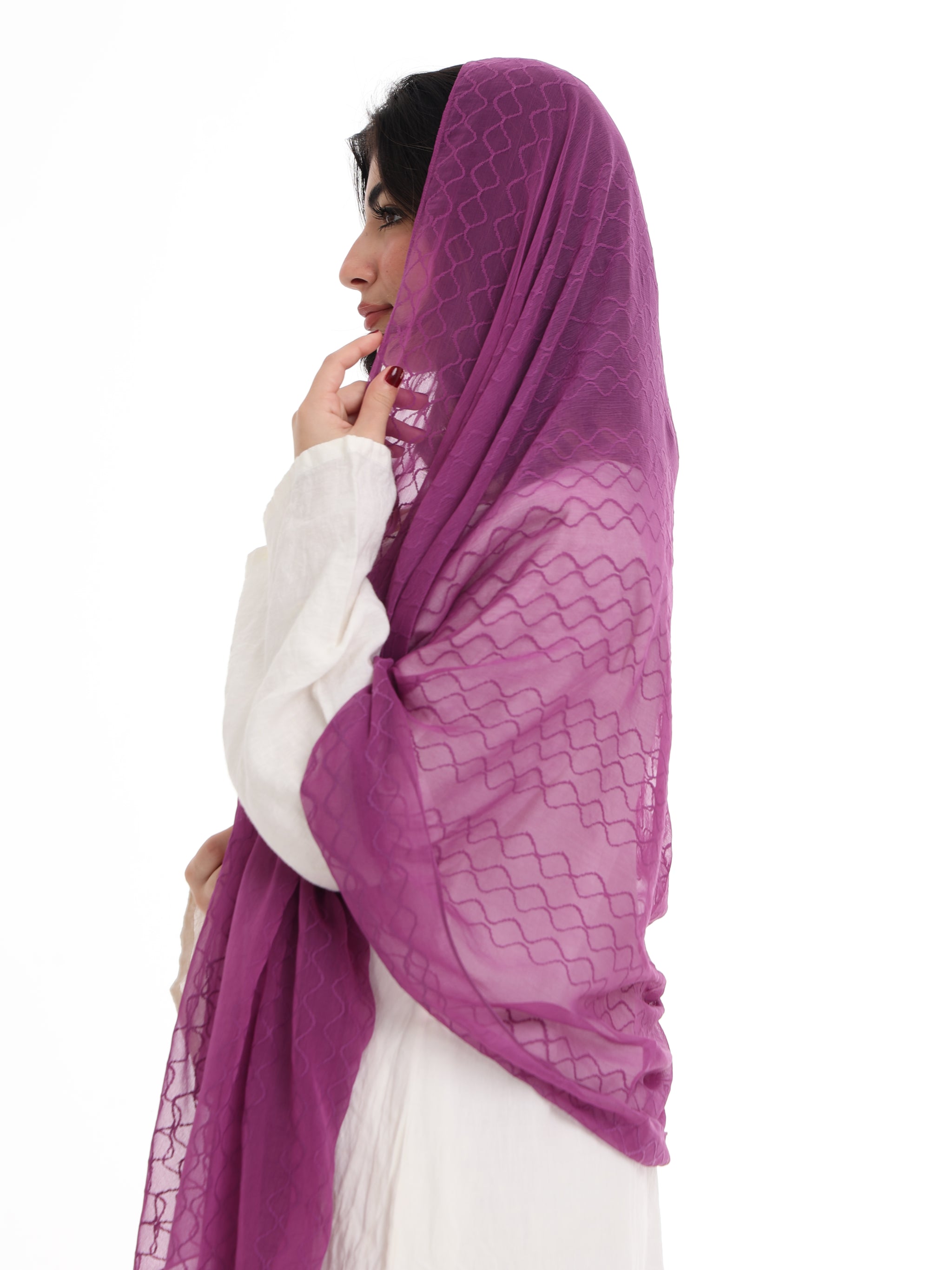 WG1_03 شيله مطرزة بنفسجية عريضة