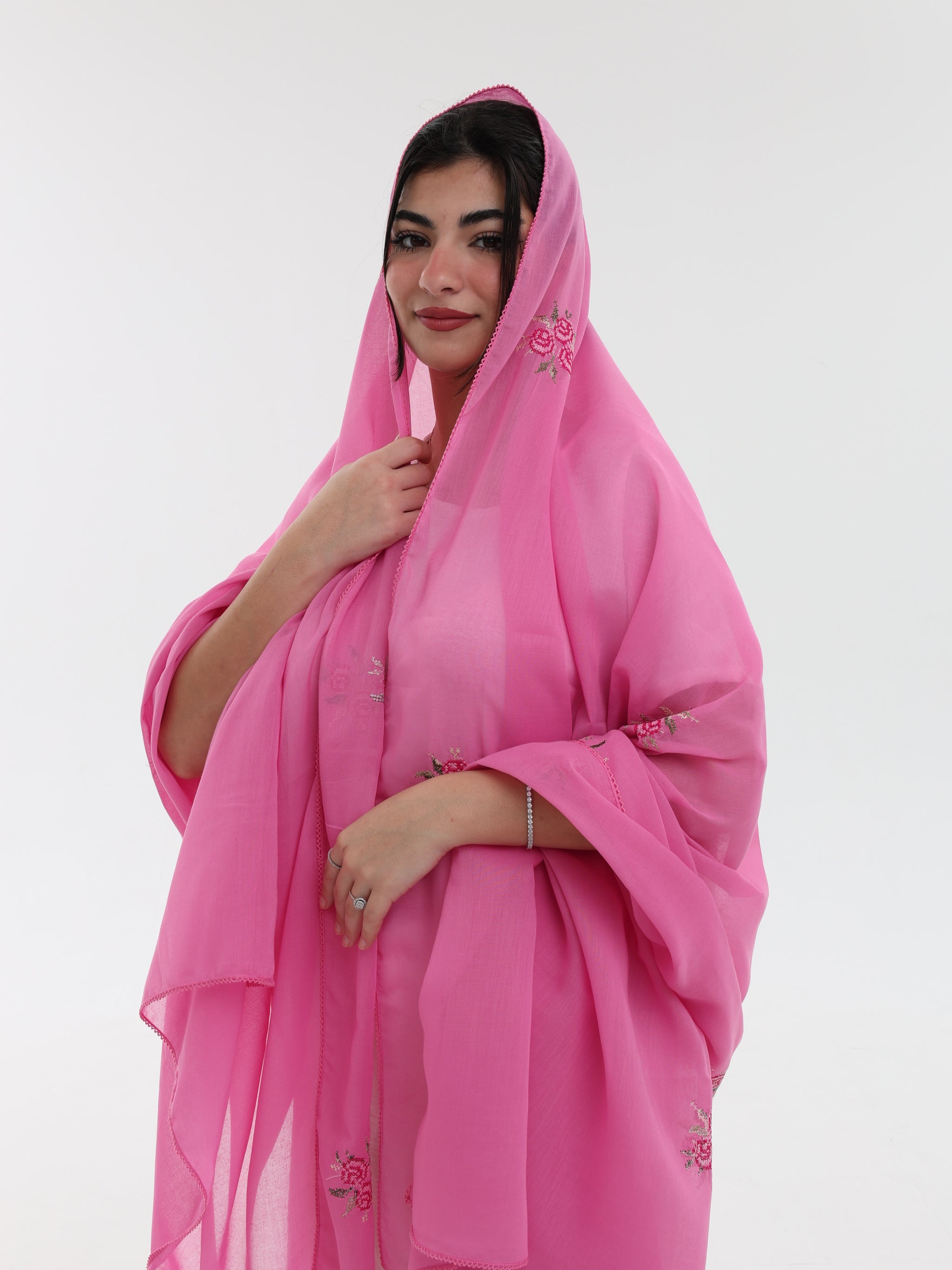 RM1-07 شيلة بيت عريضة جوري روز منثرات