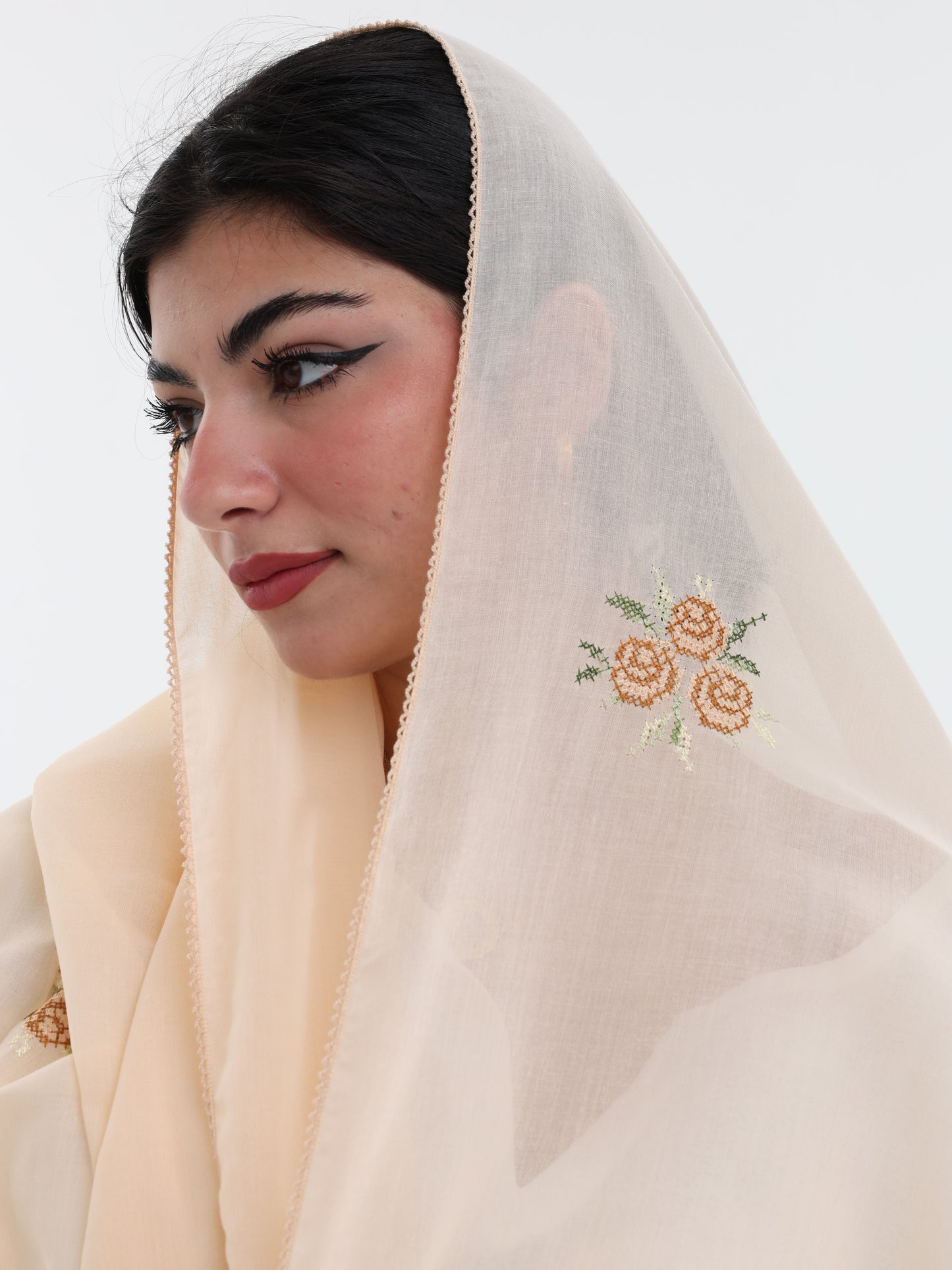 RM1-13 شيلة بيت عريضة جوري روز منثرات