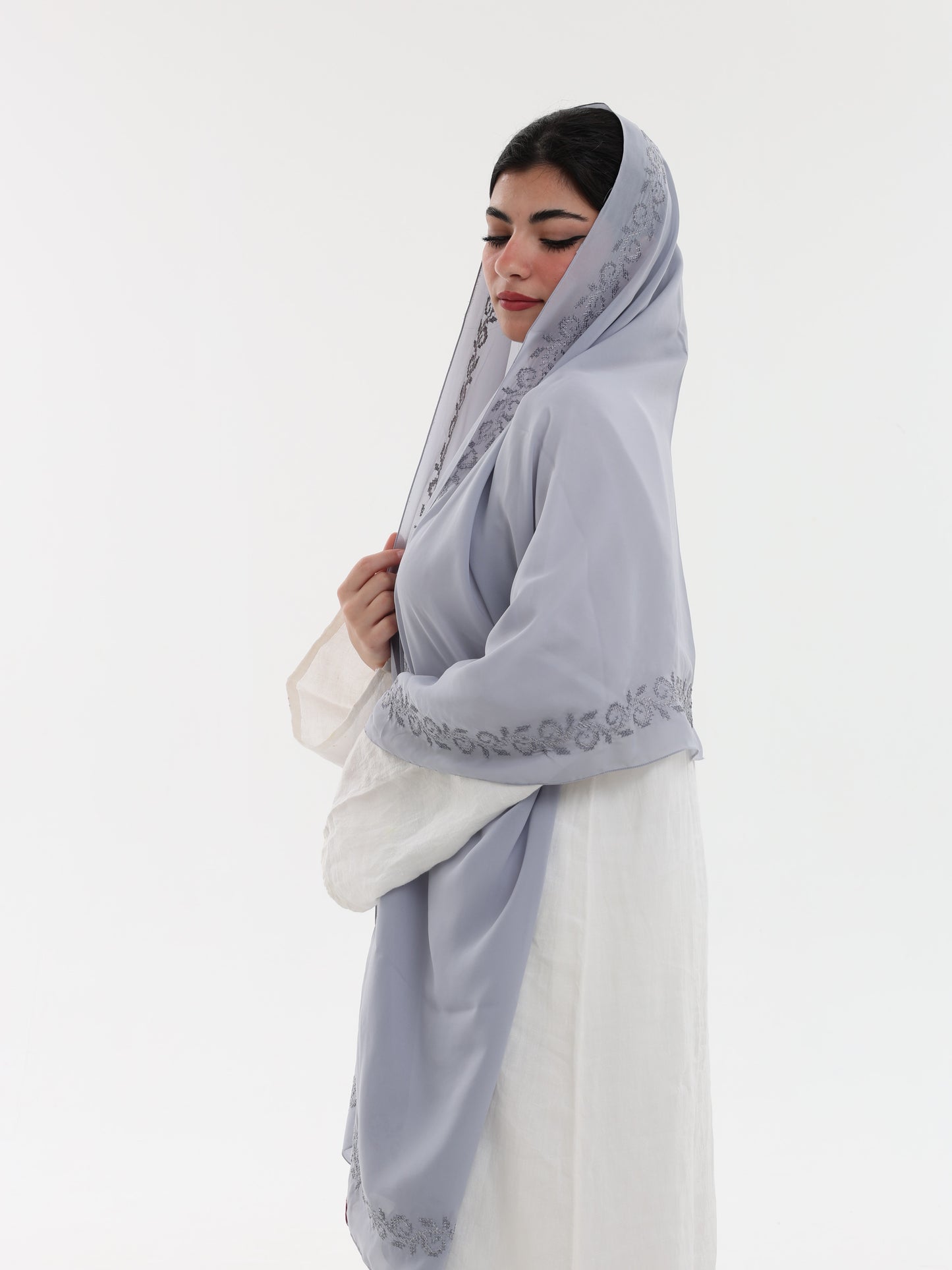 DL1-01 شيل بيت عريضة مطرزة