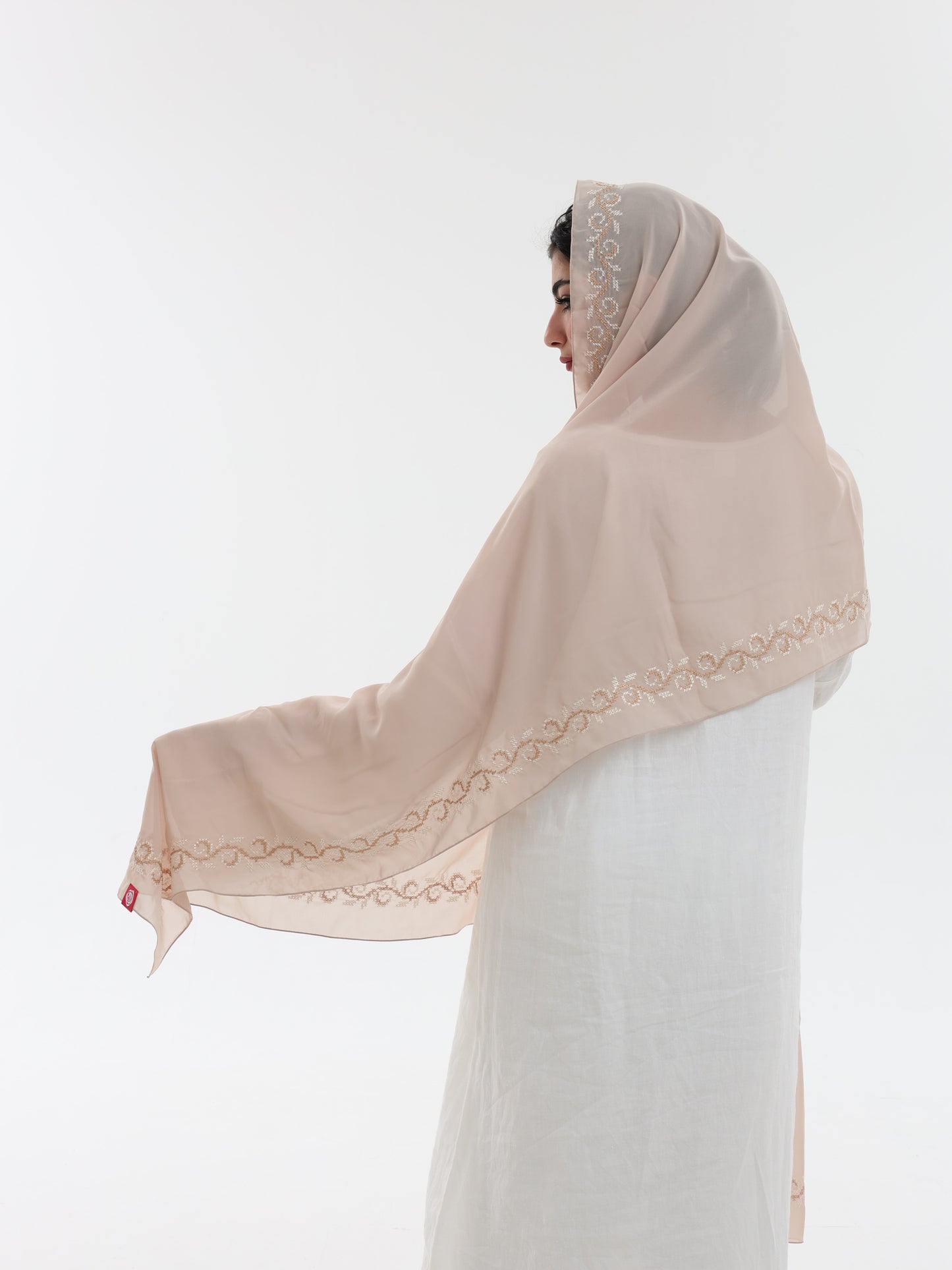 DL1-03 شيل بيت عريضة مطرزة