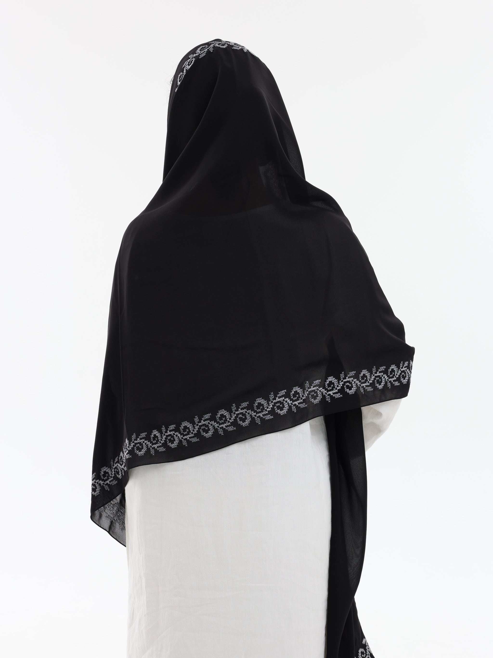 DL1-07 شيل بيت عريضة مطرزة