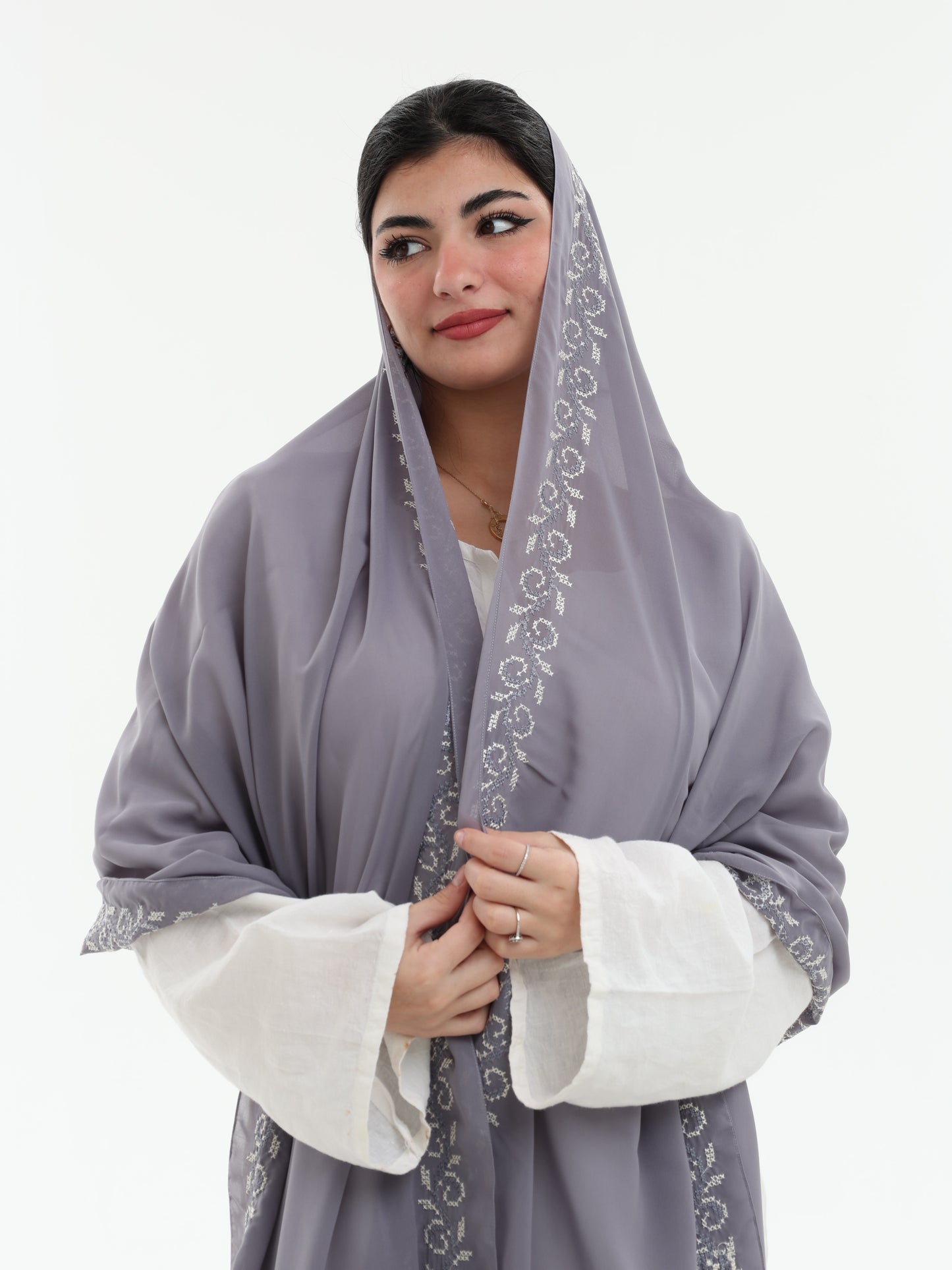 DL1-12 شيل بيت عريضة مطرزة