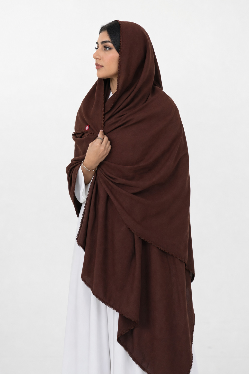 AI-MODEL-RENDER SD6-234 — صورة توضيحية للشكل عند اللبس