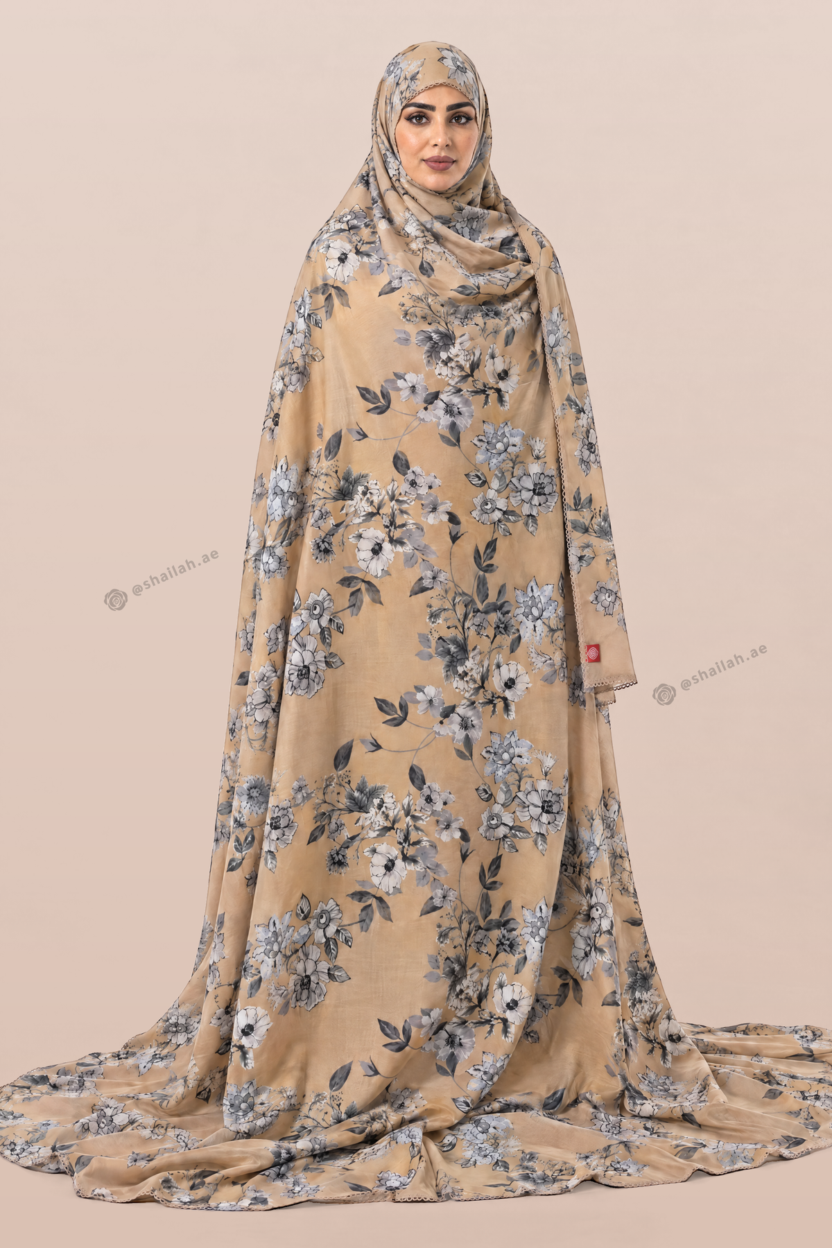 AI-MODEL-RENDER SL-285 — صورة توضيحية للشكل عند اللبس