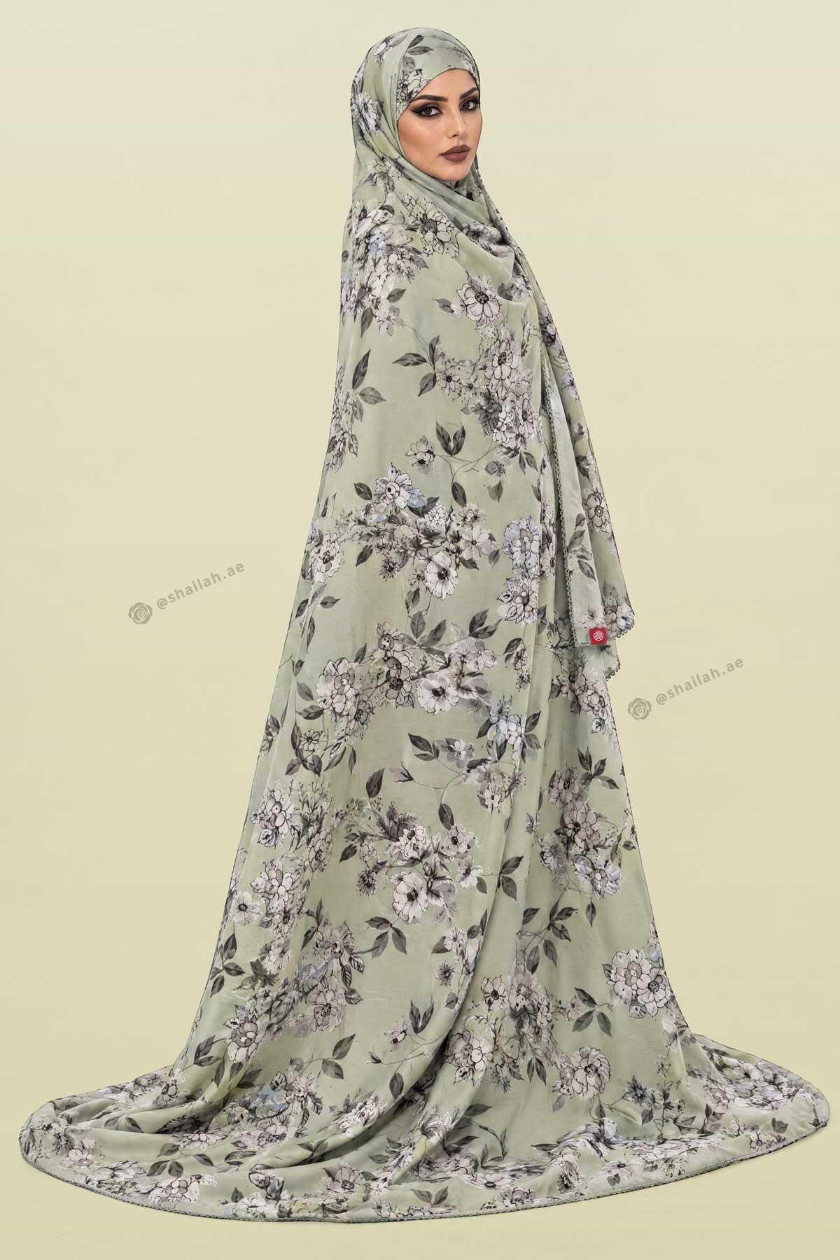 AI-MODEL-RENDER SL-286 — صورة توضيحية للشكل عند اللبس