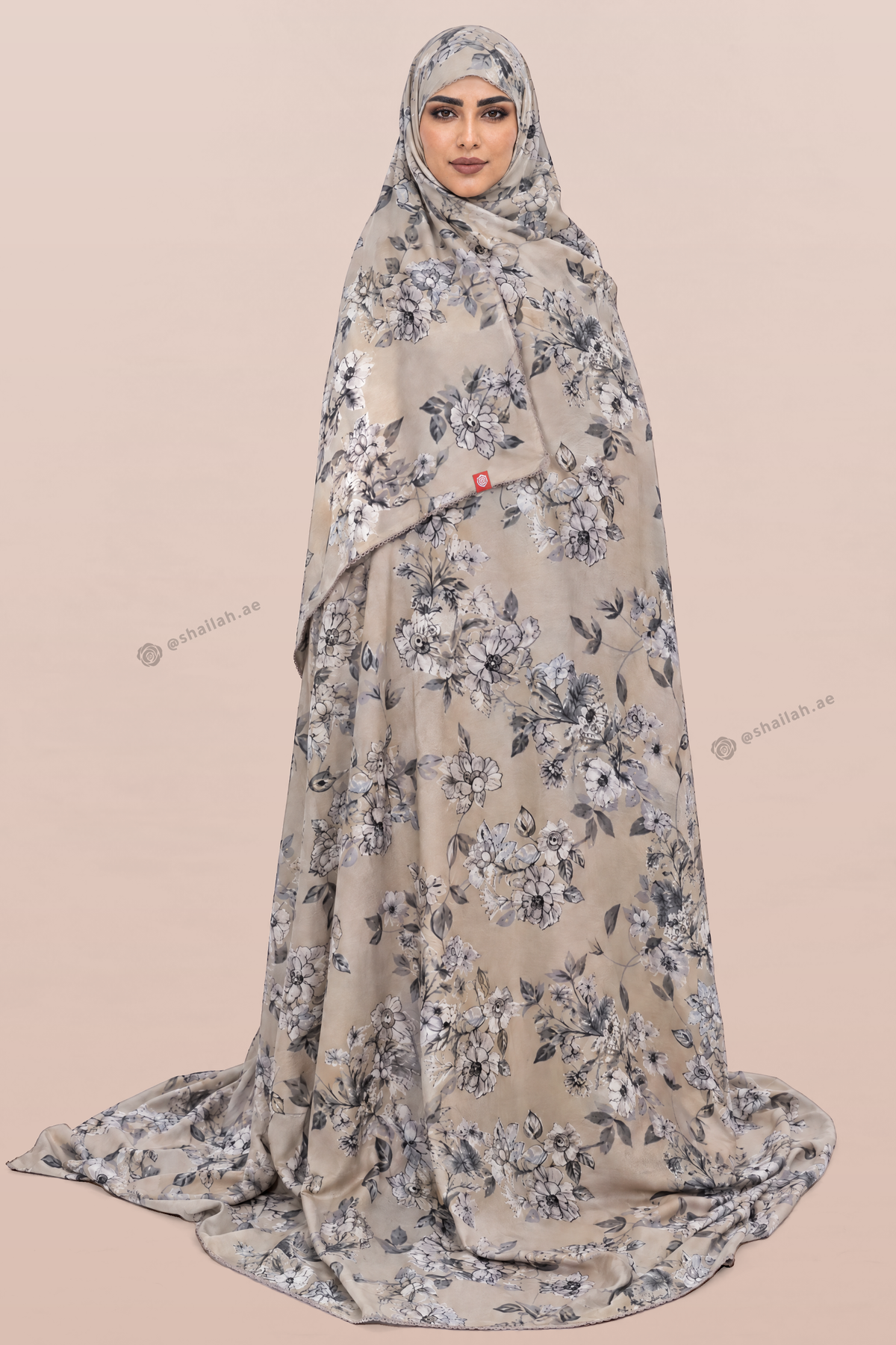 AI-MODEL-RENDER SL-287 — صورة توضيحية للشكل عند اللبس