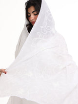 TR1_03 شيله مطرزة بيضاء عريضة