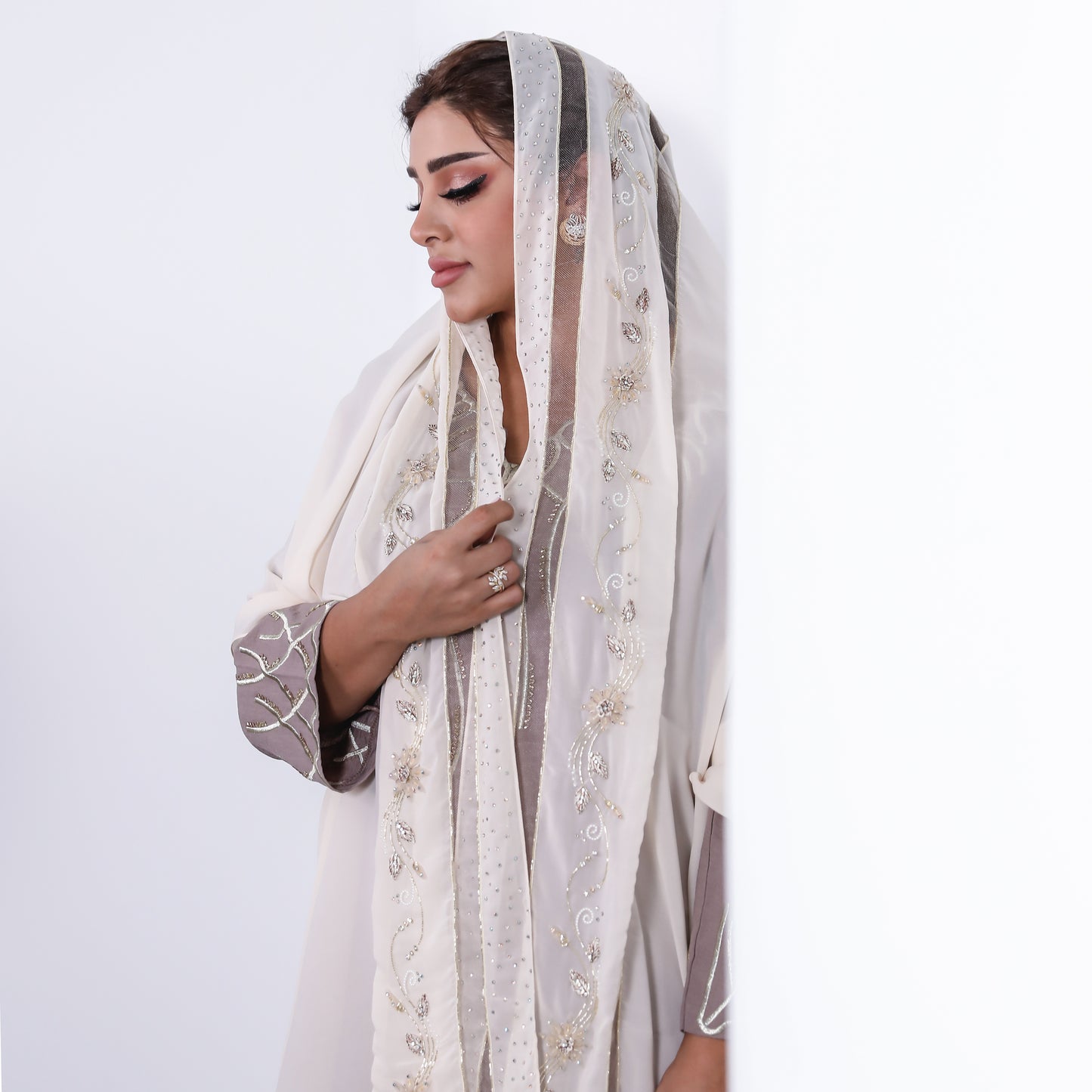 SHQ-01 Luxury Occasion Shaila