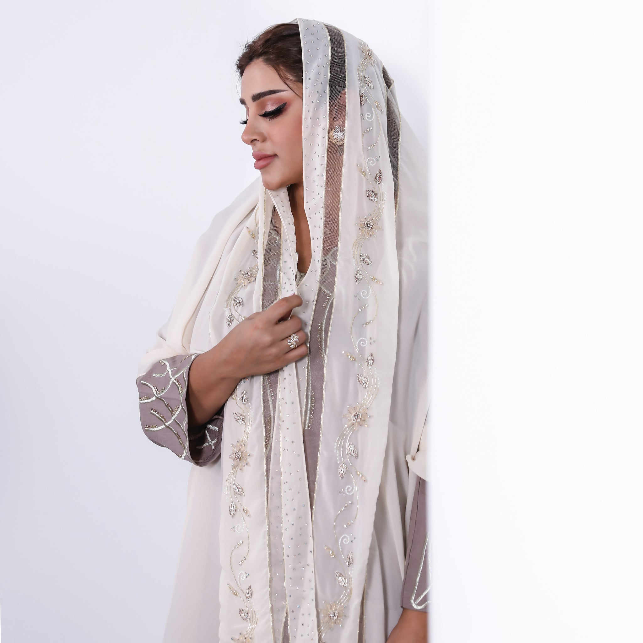 SHQ-01 Luxury Occasion Shaila