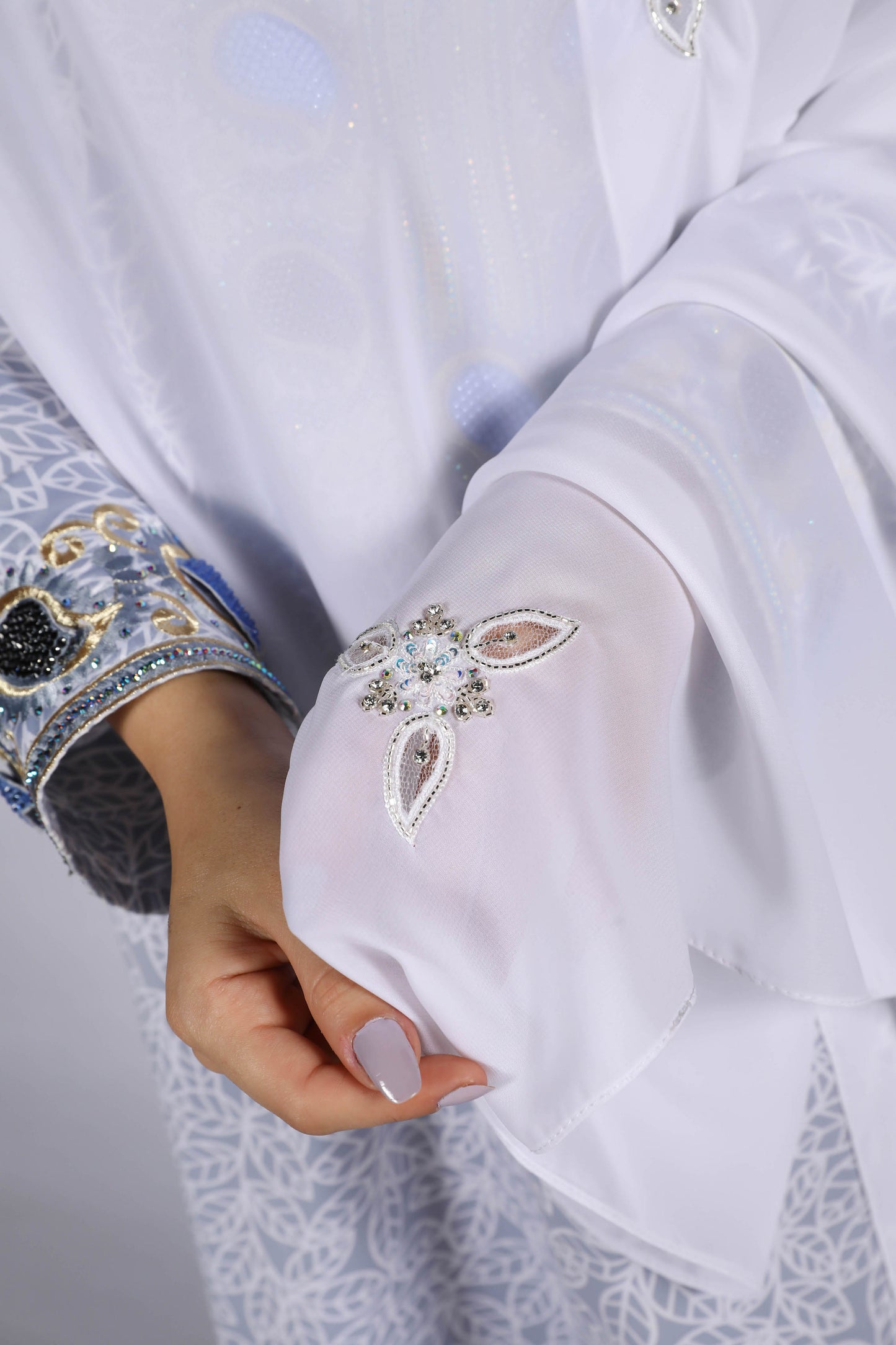 ML-01 Najmat Suhail Scattered Home Hijab — White