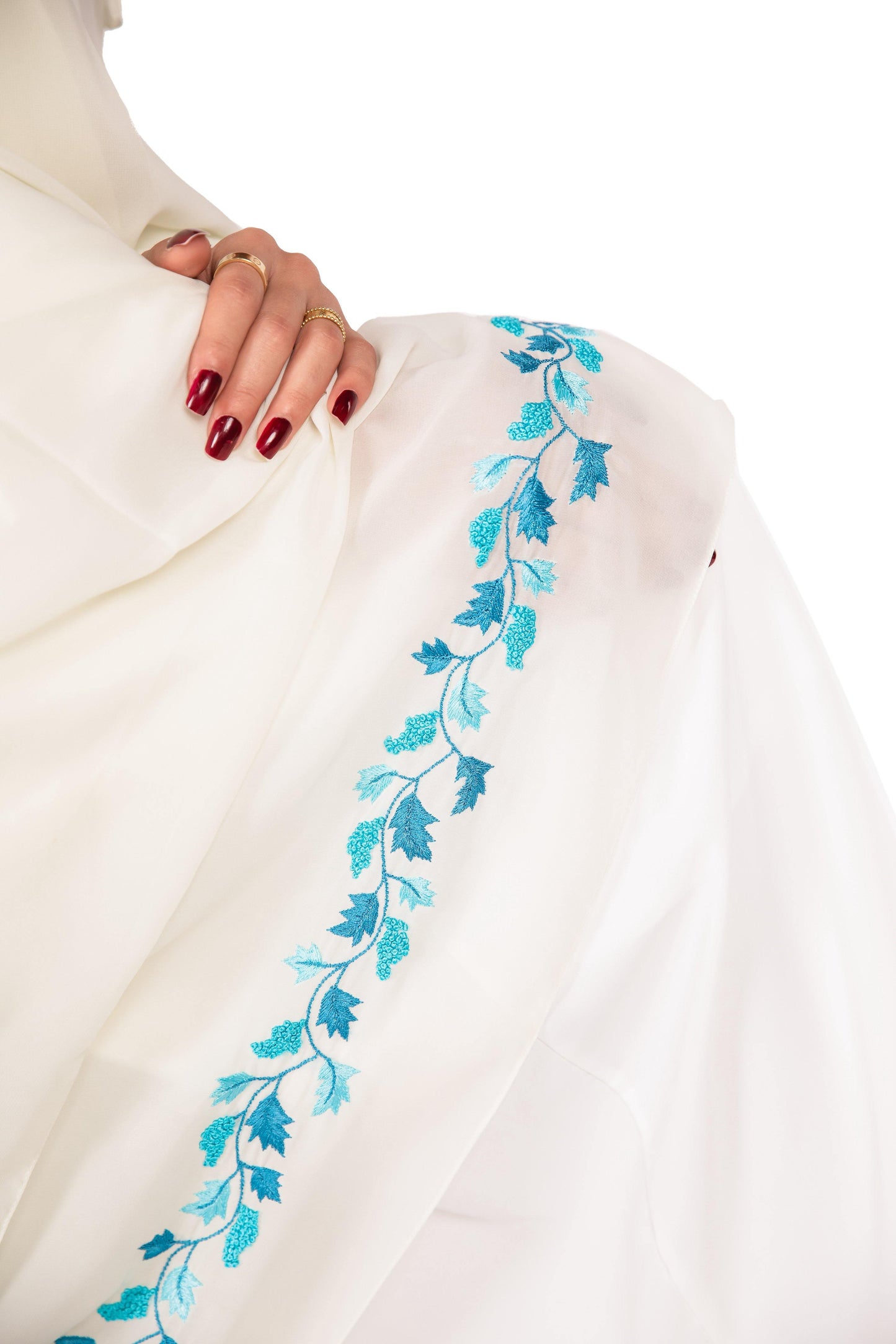 LF1-01  شيلة الباهية اوف وايت - Shailah.ae شيلة