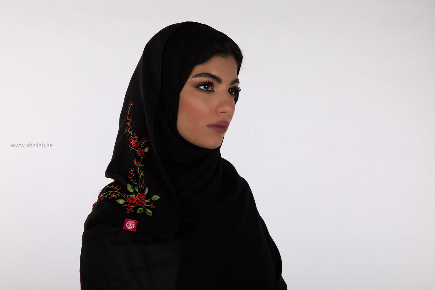 TC1-06 شيلة وصايف سودة بشغل أحمر - Shailah.ae شيلة