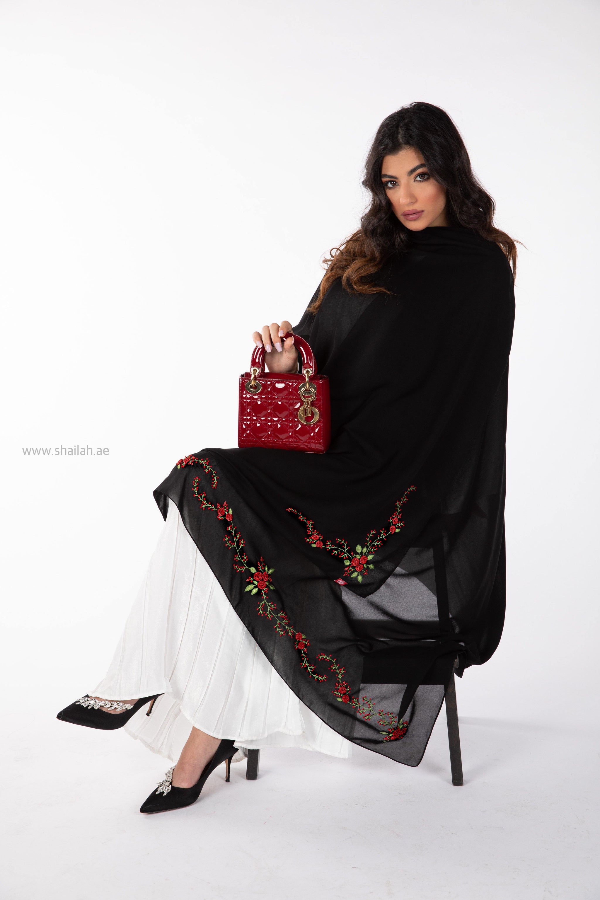 TC1-06 شيلة وصايف سودة بشغل أحمر - Shailah.ae شيلة