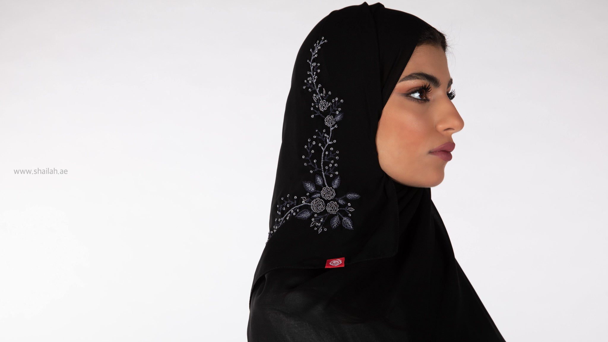 TC1-05 شيلة وصايف سودة بشغل رمادي - Shailah.ae شيلة