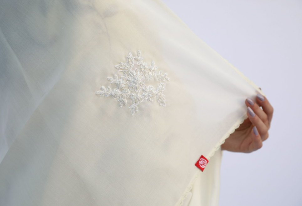 DK2-11 Scattered Beads Home Hijab — Off-White