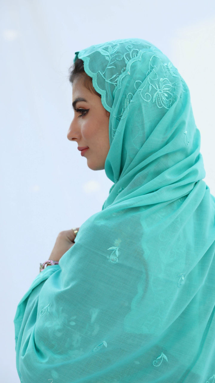 شيلة مطرزة تيفاني عريضة